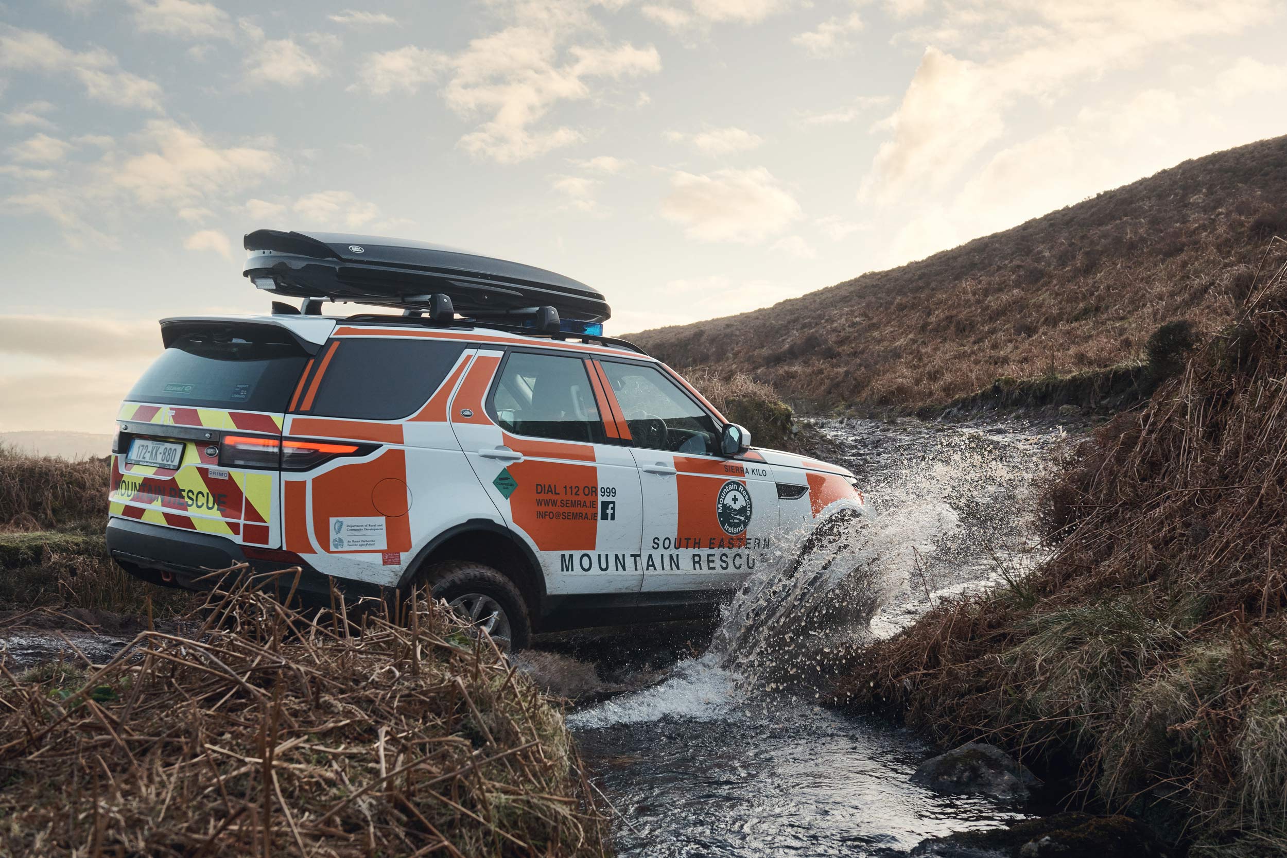 SamBenard_Landrover_MountainRescue_47